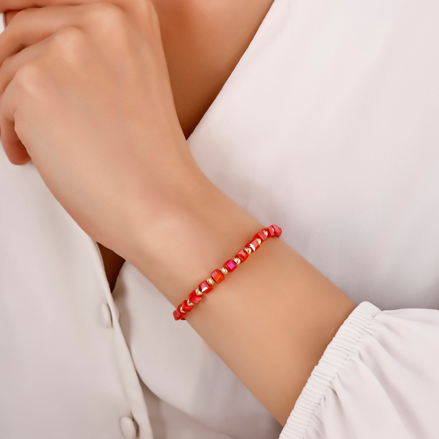 Yakut Kırmızısı Küp Bileklik